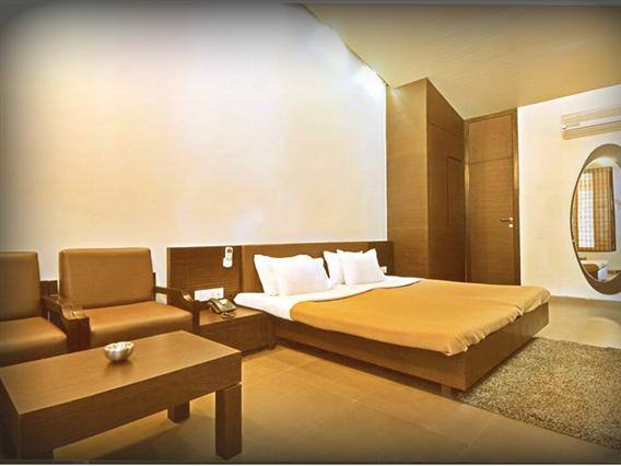 Umbergaon Club Resort, Valsad 1